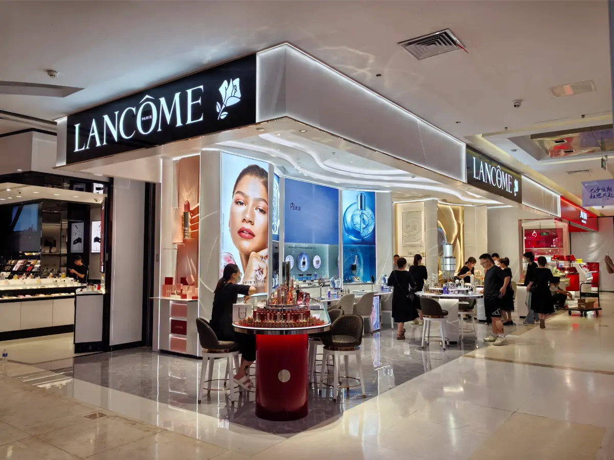LANCOME Cosmetic Store Fixtures Customization factory-Morshopfitting (14).webp