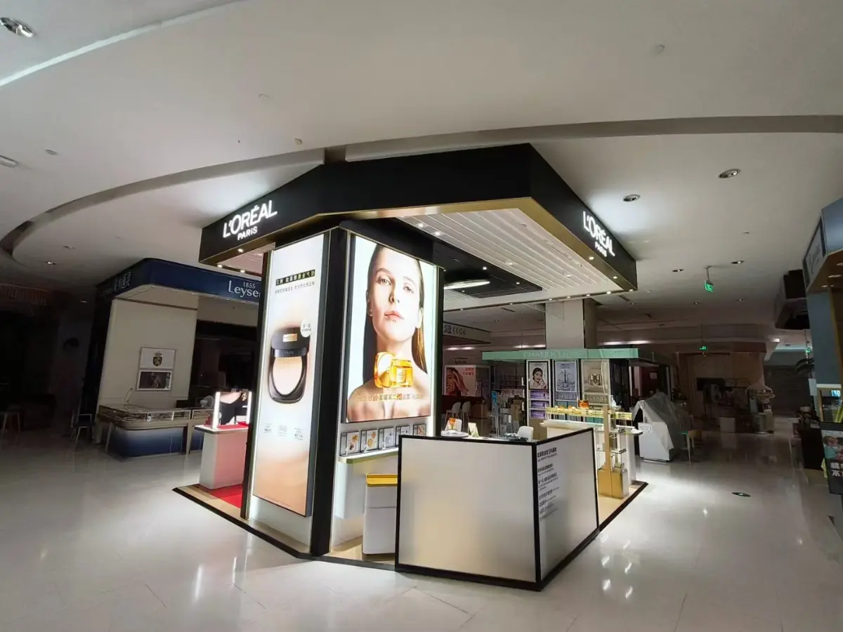 L'Oreal Cosmetic Store Fixtures Customization -Morshopfitting (16) L'Oreal Cosmetic Store Fixtures Customization -Morshopfitting (14)